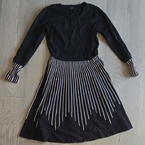 RW&CO. Black Ribbed Knit Crewneck Top